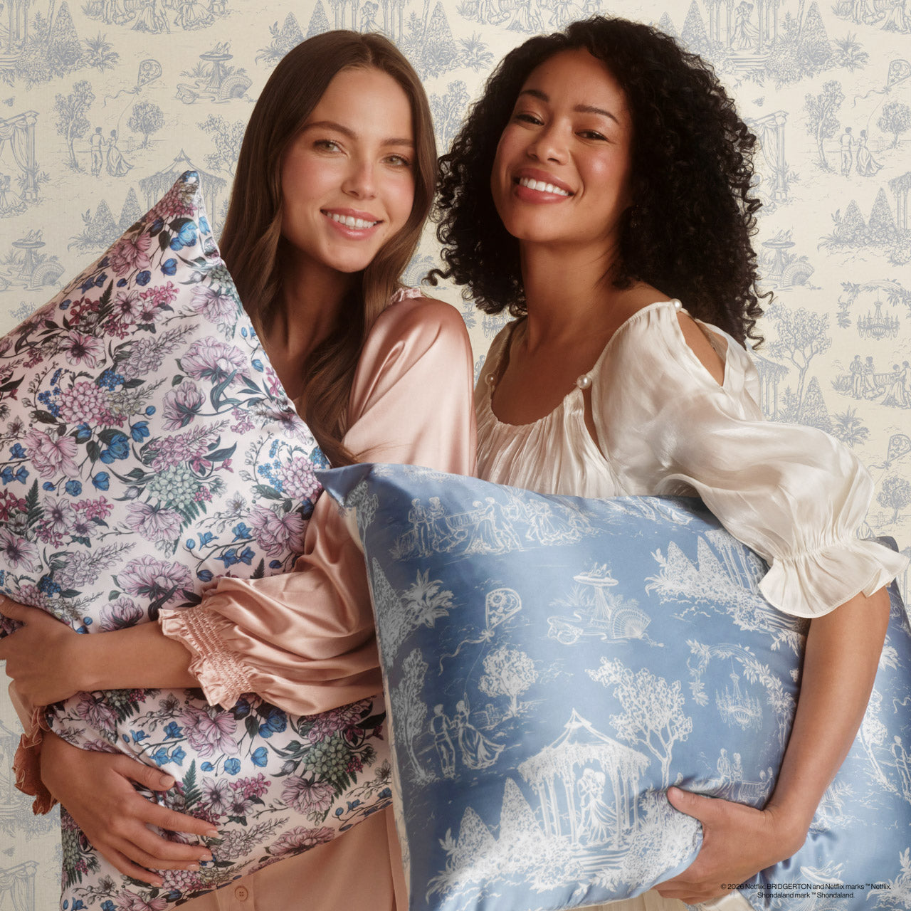 507392-507408-507378-507385-BridgertonxKitsch-Standard_KingSatinPillowcase-Wisteria_GardenToile-Model-1280x1280px-1.jpg