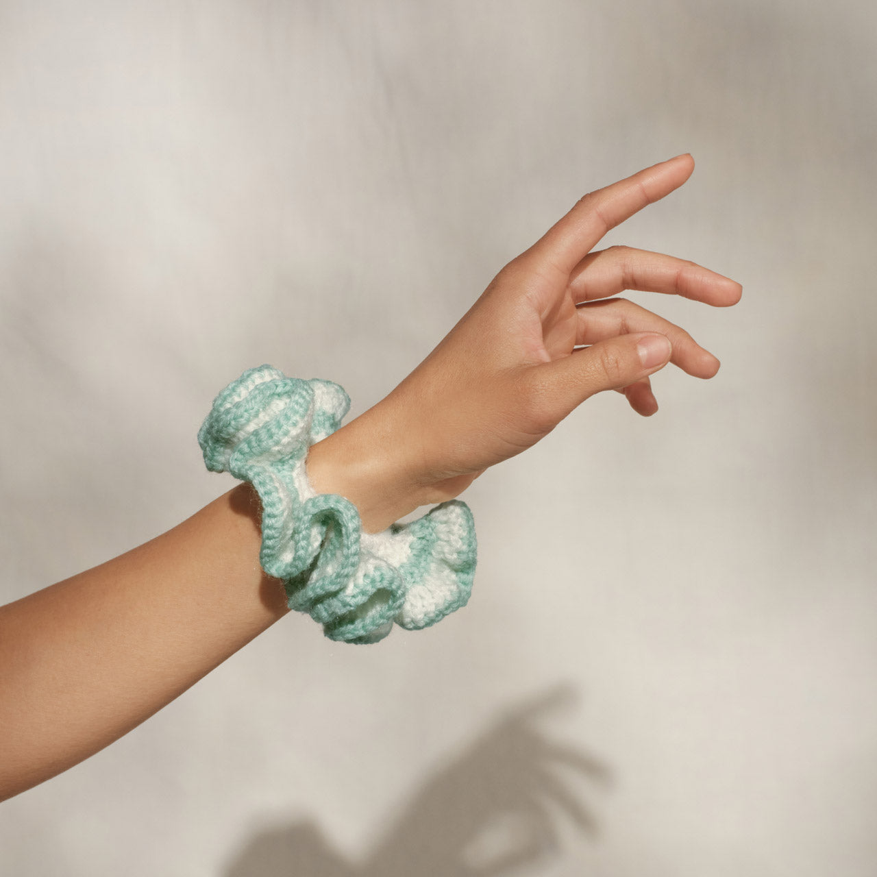 509341-CoastalCottage-CrochetScrunchie-SeafoamBlue-Model-1280x1280px-1.jpg