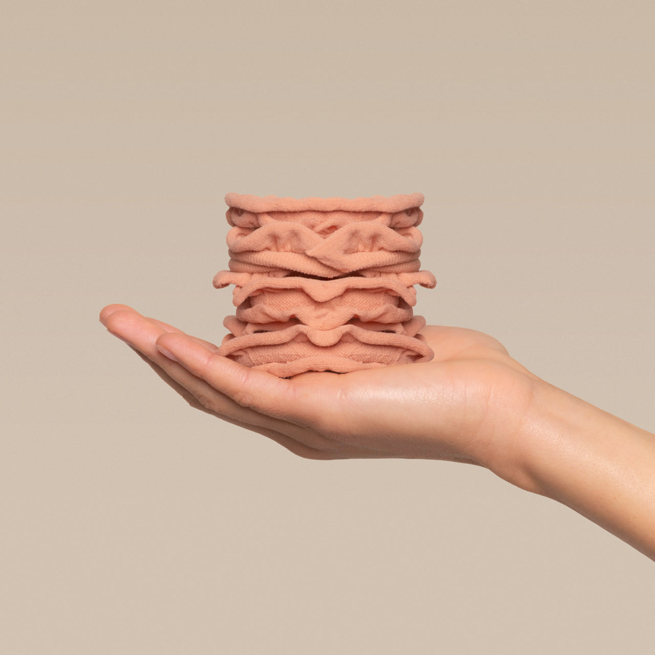 511146RecycledFabricPetalHairElastics5pcSet-Terracotta-Model-4-1280x1280px-1.jpg