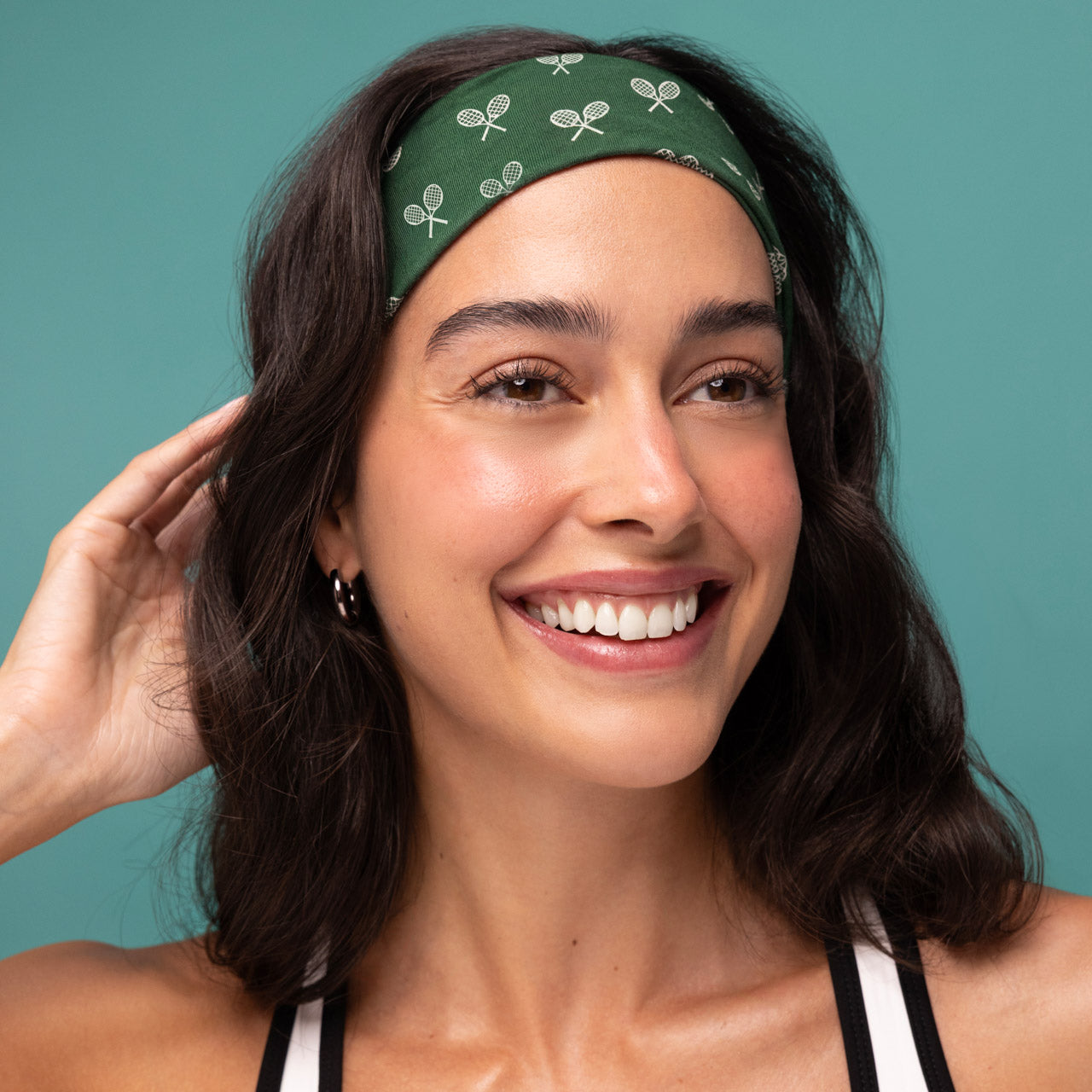 512891-RecycledFabricActiveHeadbands-3pc-TennisCoreCollection-Cream_CourtGreen_NavyBlue-Model-7-1280x1280px-1.jpg