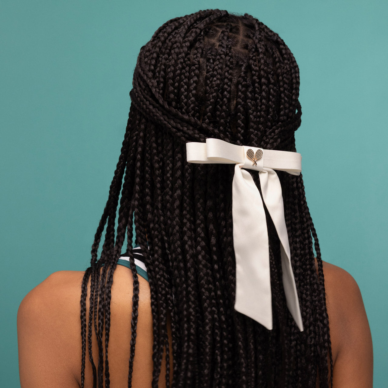 512938-SatinBowHairClip-TennisCoreCollection-Cream-Model-1280x1280px-1.jpg