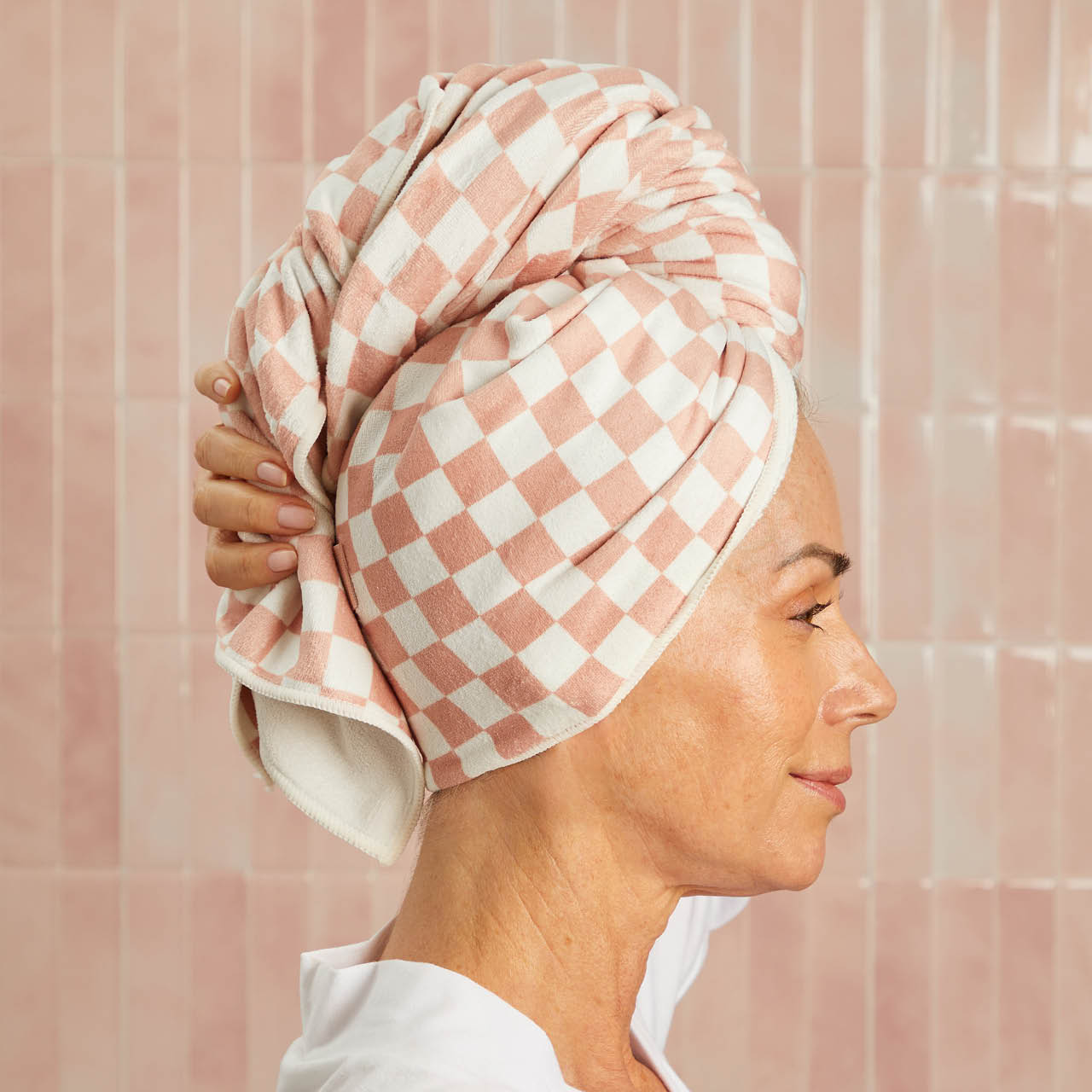 60695-XL-QuickDryHairTowelWrap-Model-Cleanse-TerracottaChecker-8-1280x1280px-1.jpg