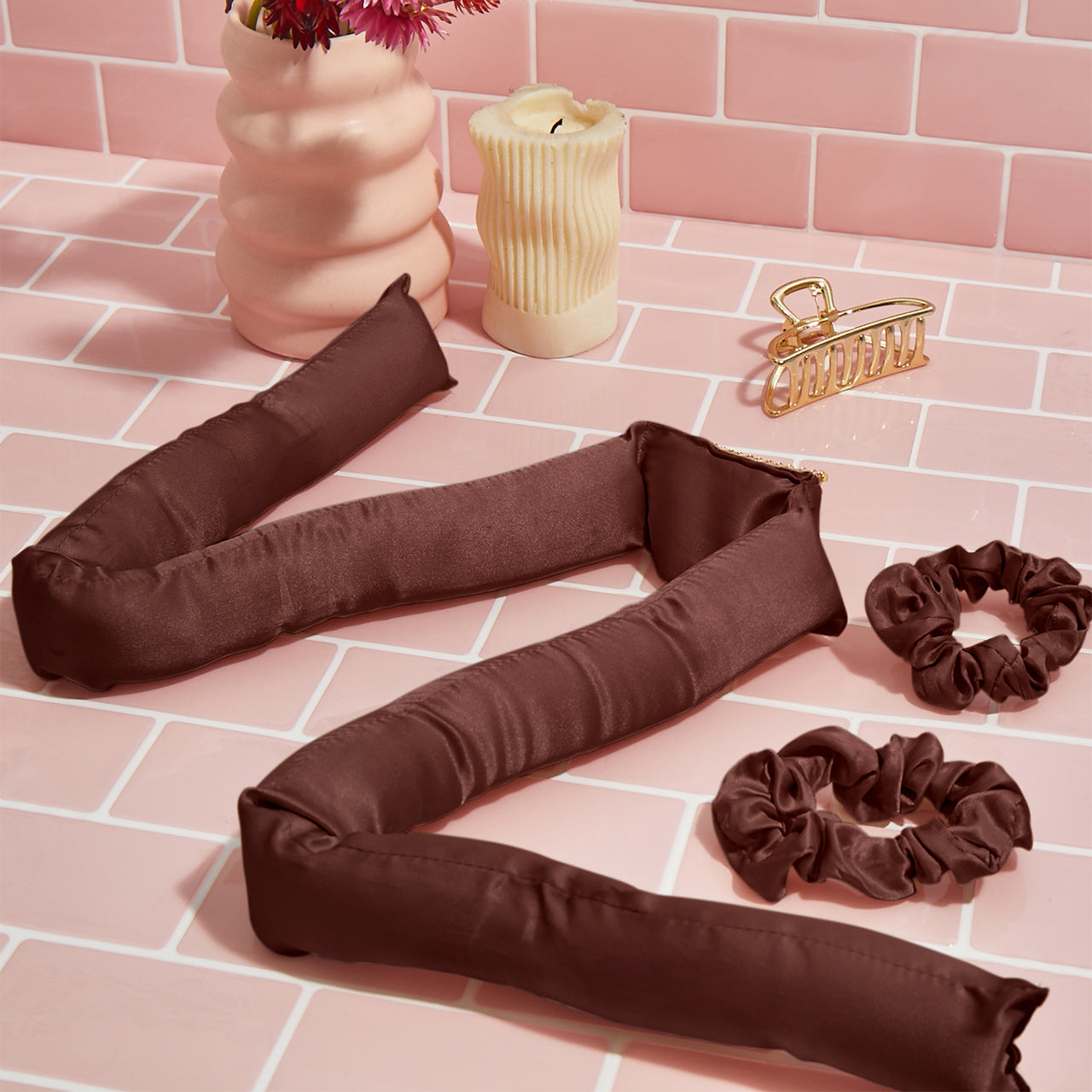 62415-CreativeProductShoot-XL-SatinHeatlessCurlingSet-3pc-Sleep-Chocolate-1280x1280px-1.jpg