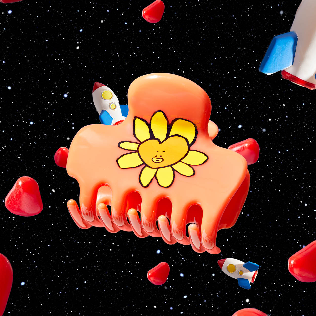66376-BT21xKitsch-CreativeProductShoot-RecycledPlasticClawClip-1pc-Tata-1280x1280px-1.jpg