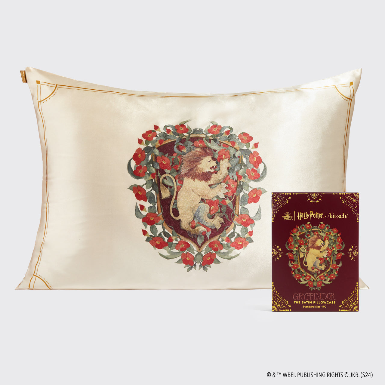 66611-HarryPotterxKitsch-StandardSatinPillowcase-Gryffindor-hero-1280x1280px_180b0207-d8c2-4d5a-831a-5a3a4613d7ea-1.jpg