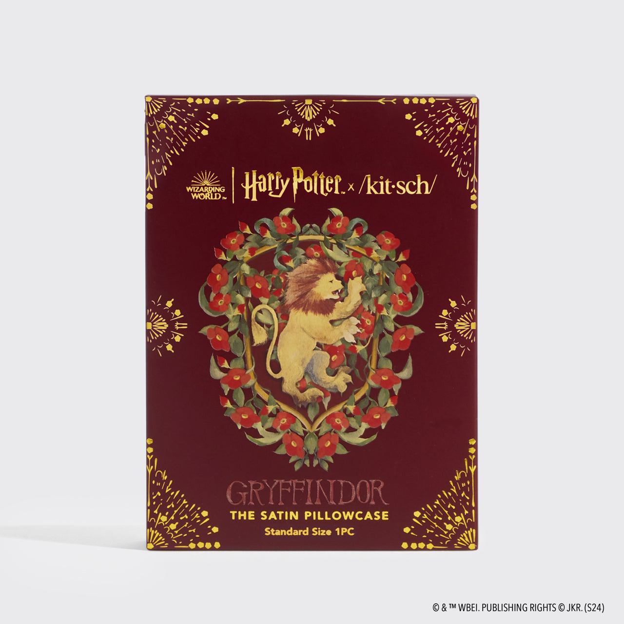 66611-HarryPotterxKitsch-StandardSatinPillowcase-Gryffindor-pkg-1280x1280px-1.jpg