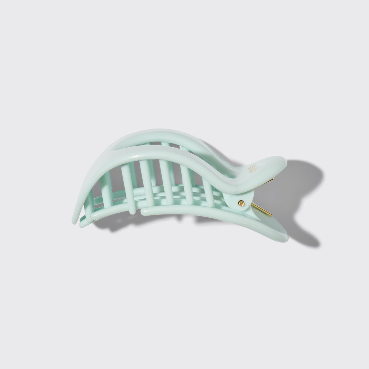 69001-RecycledPlastic-FlatCloudClip-Small-Hair-SageLeaf-3-1280x1280px-1.jpg